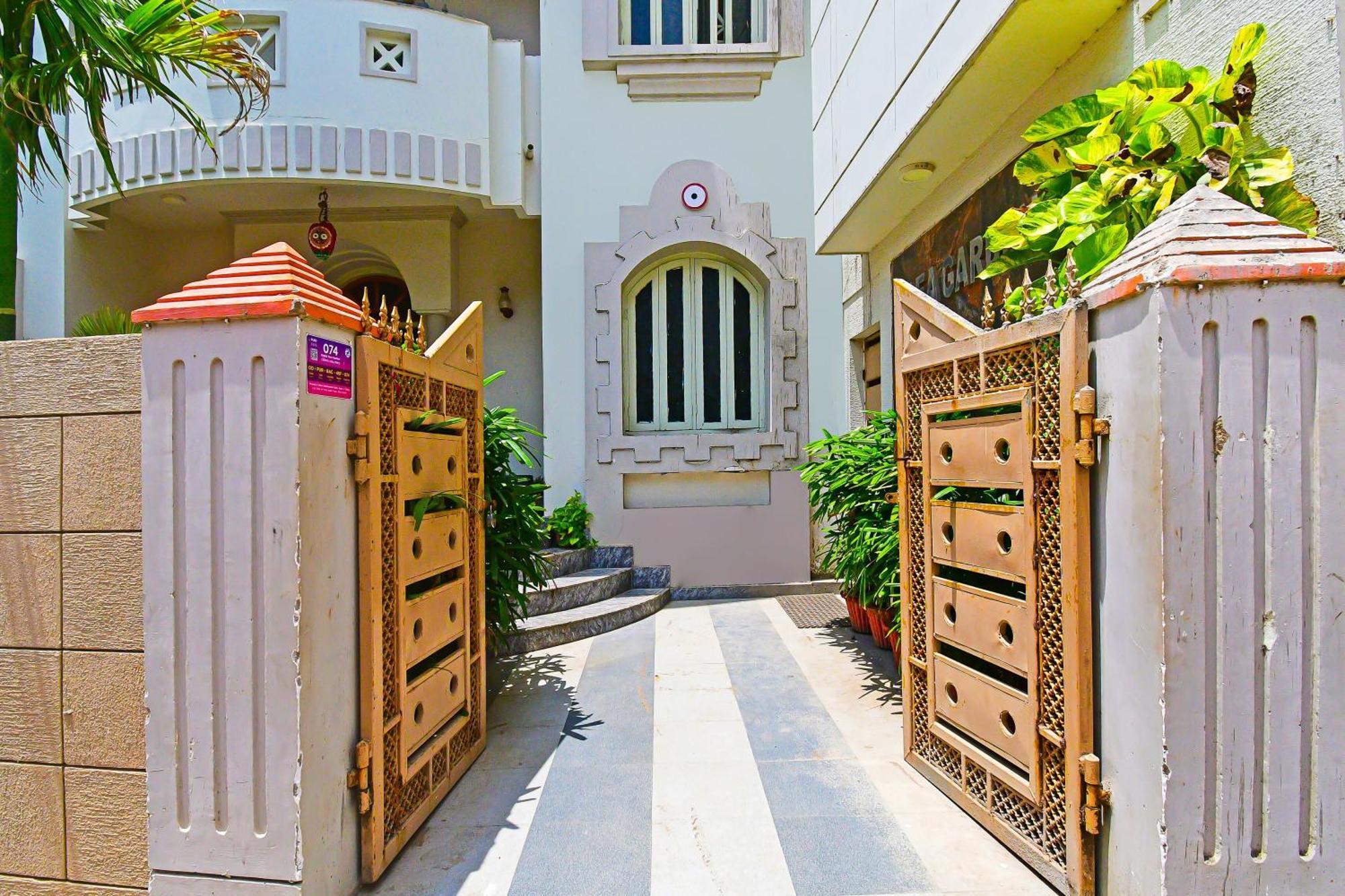 Oyo Flagship Hotel Sea Garden Puri Exterior foto