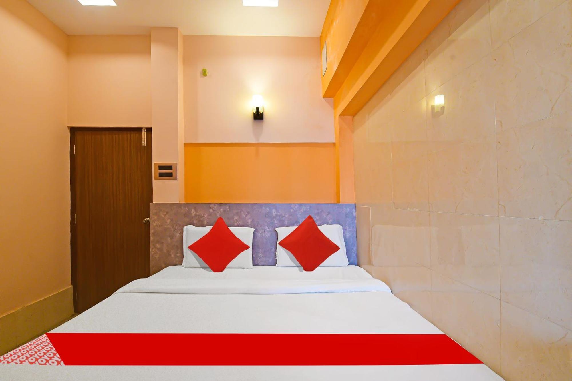 Oyo Flagship Hotel Sea Garden Puri Exterior foto