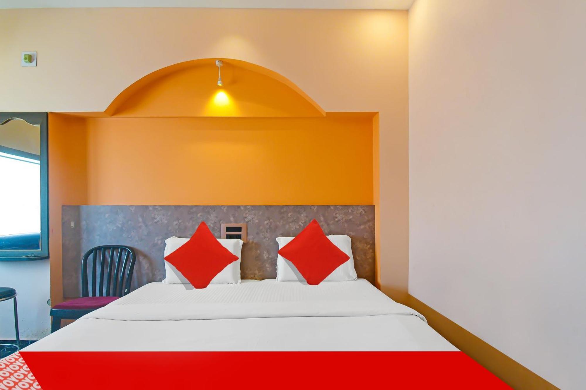 Oyo Flagship Hotel Sea Garden Puri Exterior foto